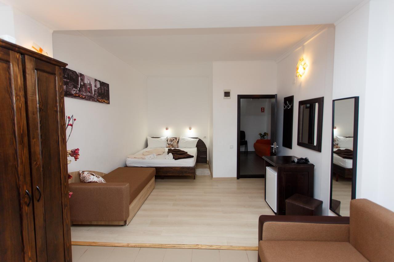Vila Sandra Costinesti Exterior photo