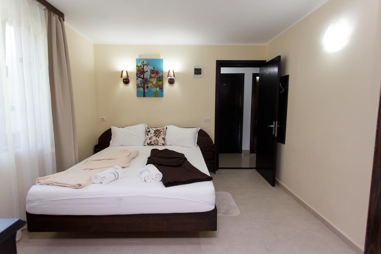 Vila Sandra Costinesti Exterior photo